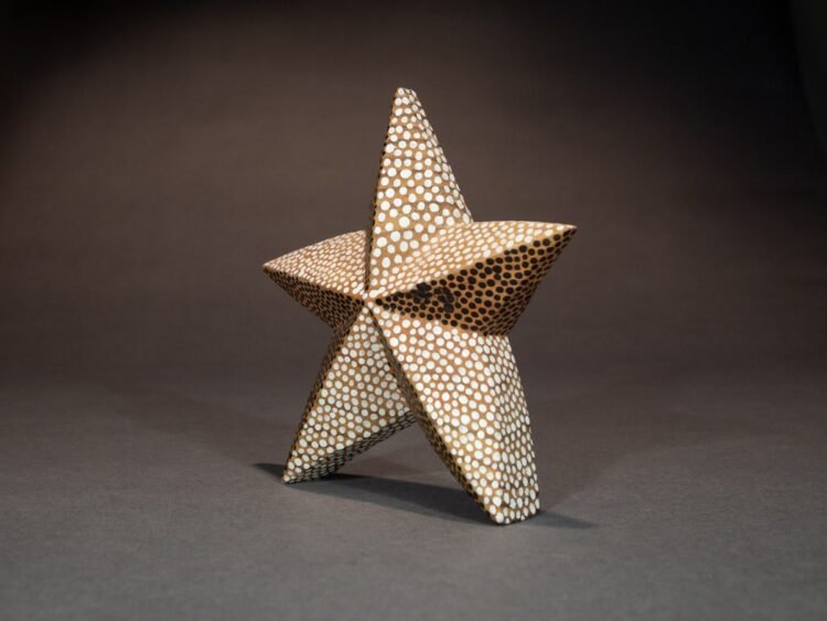 Star - sculpture by Rob Keller 3