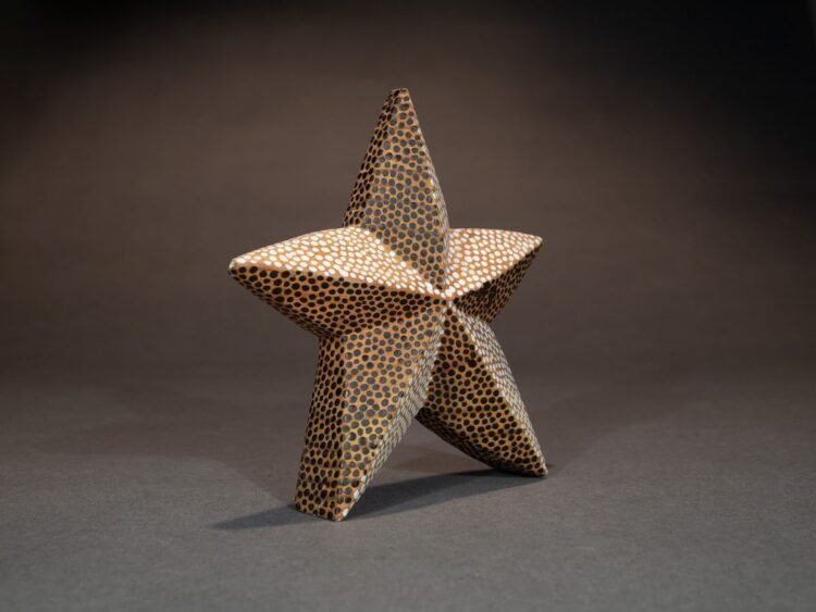 Star-sculpture-by-Rob-Keller-1
